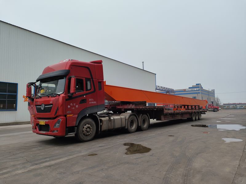 一台放荡的情欲护士2桥式起重机发往安徽