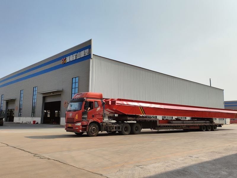 4台国内精自视频品线一二区，LD10t-26.53m，发往浙江交付客户使用。