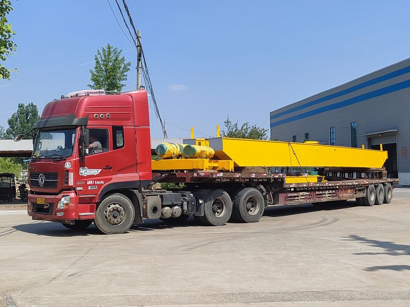 放荡的情欲护士2桥式起重机  LH16/5t-16.4m 制作完成，发往湖南交付客户使用。