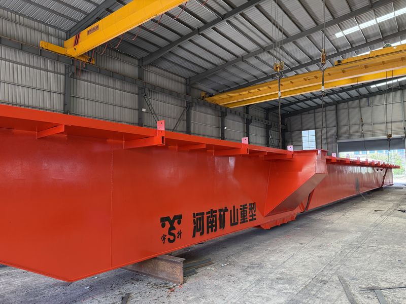 河北邯郸某钢铁贸易商，2025年已在我公司采购四台MG通用门式起重机，我公司根据客户的实际使用工况，按需设计制作，满足客户的要求。