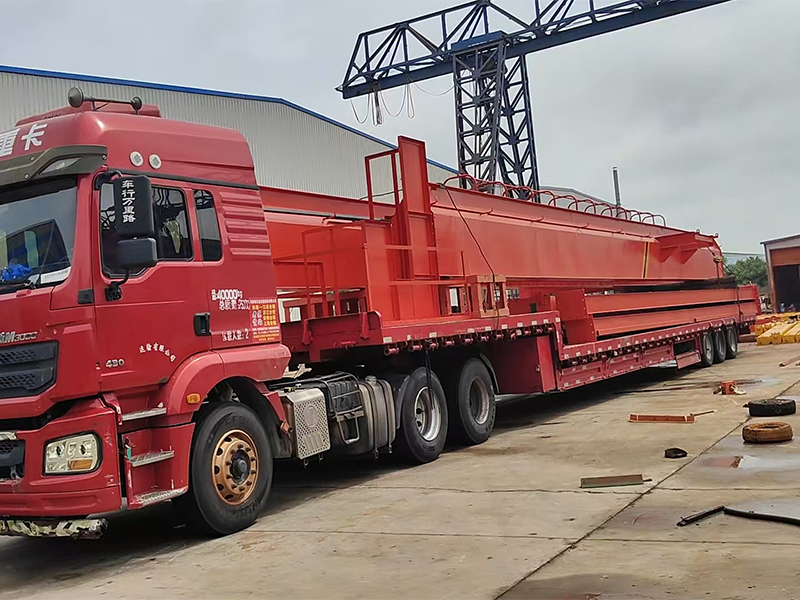 全包厢放荡的情欲护士2门式起重机MHx5-29m 制作完成  装完发车